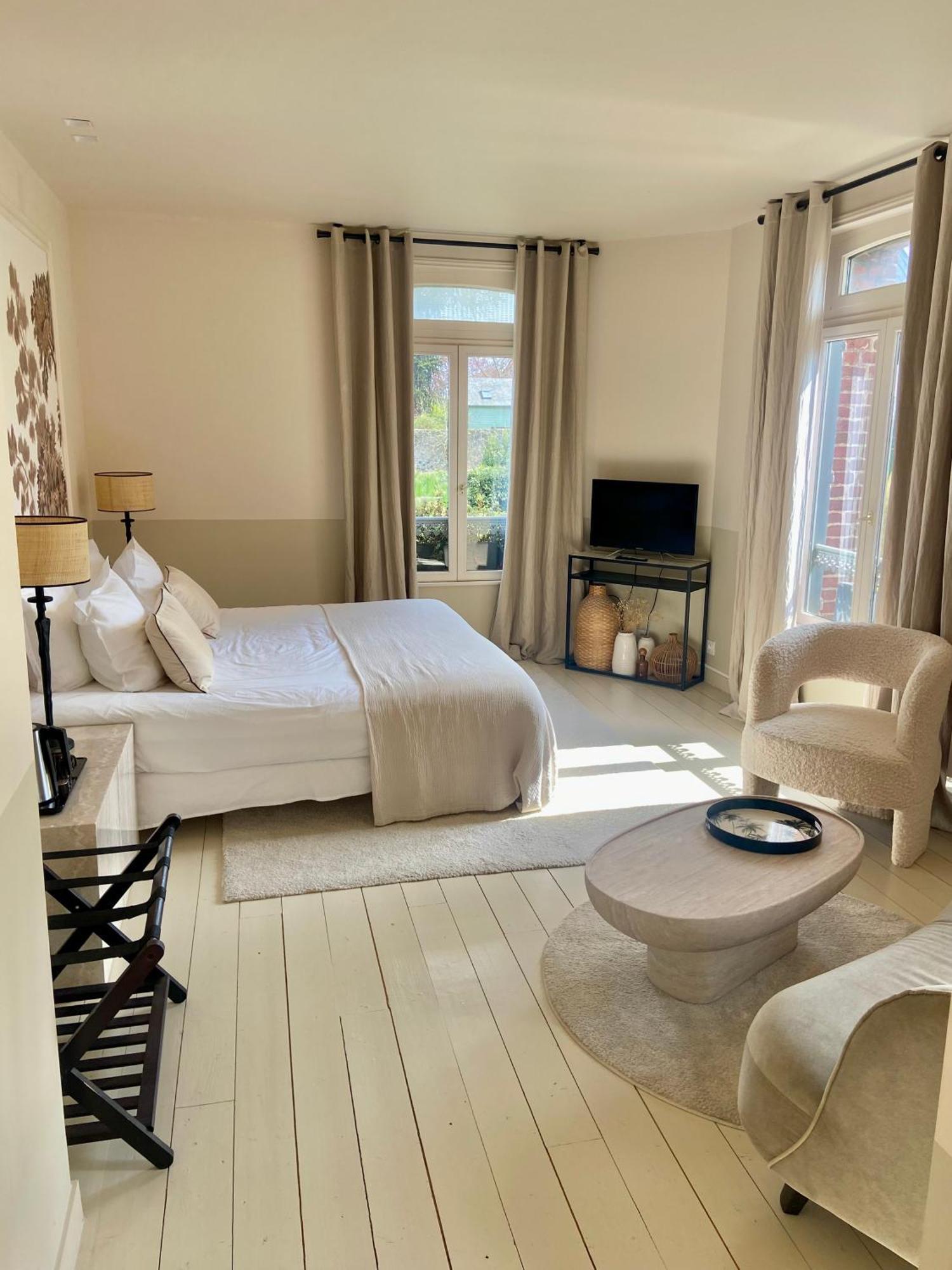 Villa Du Cedre Онфльор Екстериор снимка